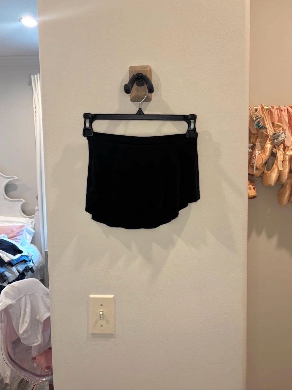 Black Suffolk Skirt